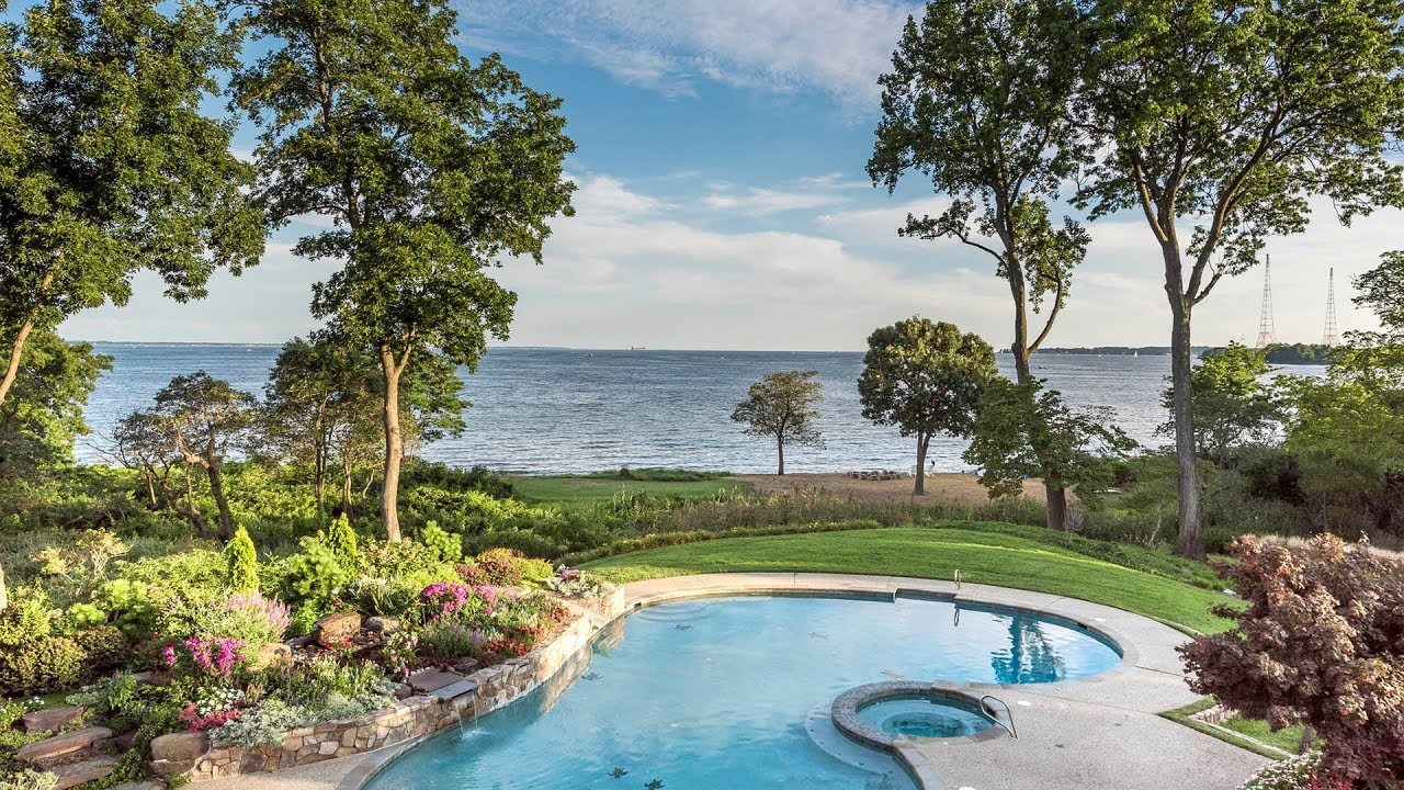 Chesapeake Bay Waterfront at Maidstone Farm - Annapolis, Maryland