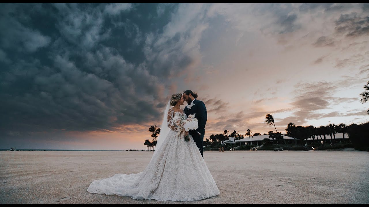 Jessie & Otto | The Islander Resort