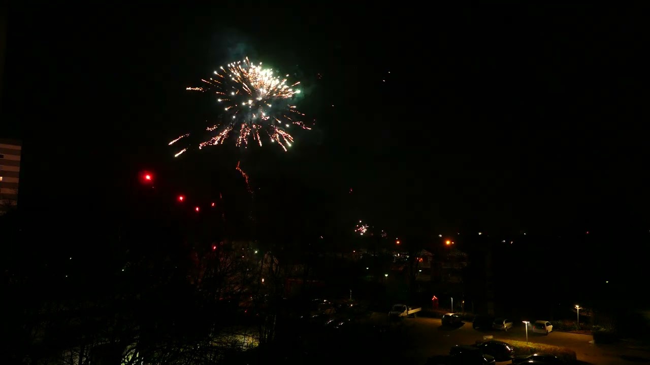 Silvester 2022/2023 // 00:02 bis 00:32 Uhr // 4K Ultra HD