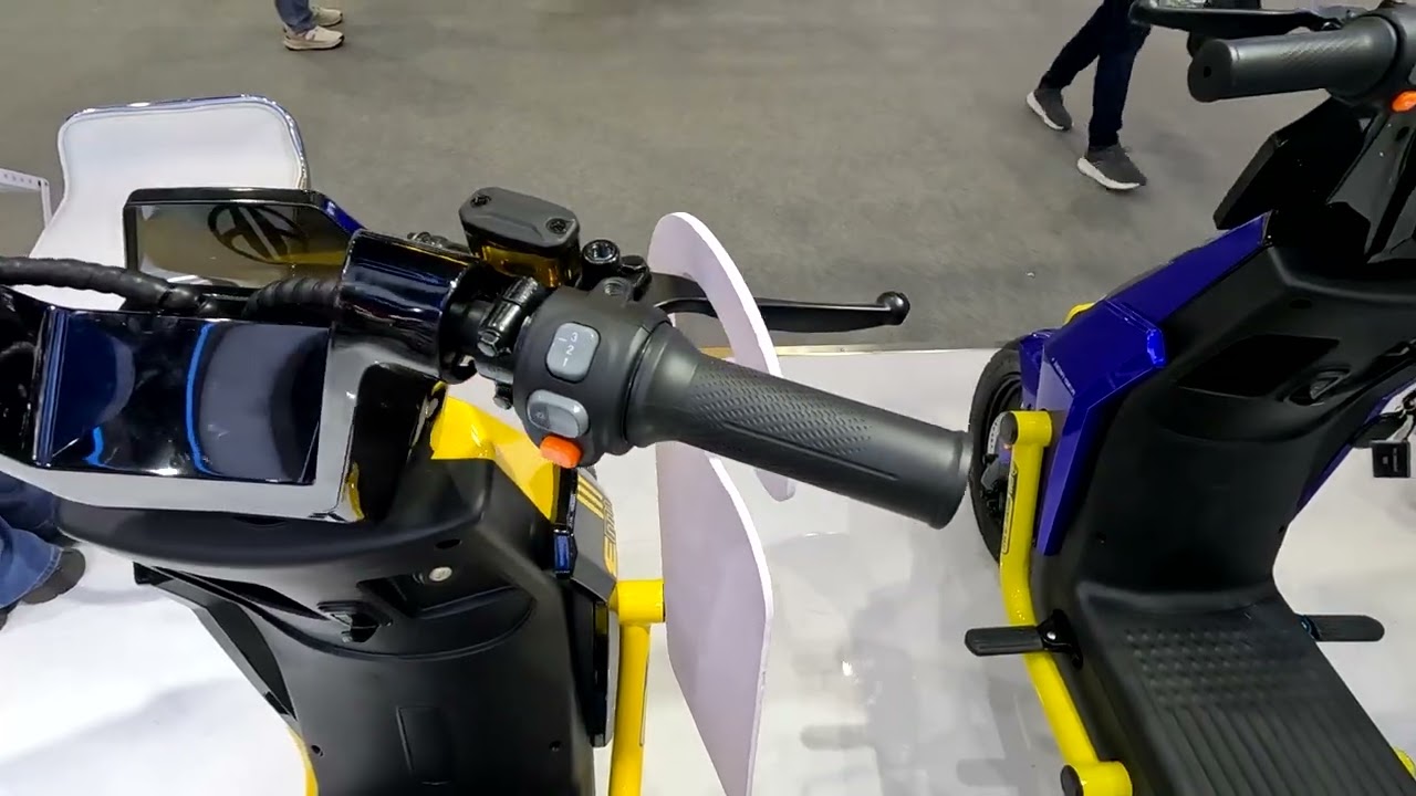 Мотоциклы HUAIHAI. Выставка CFAIR. Часть 84.