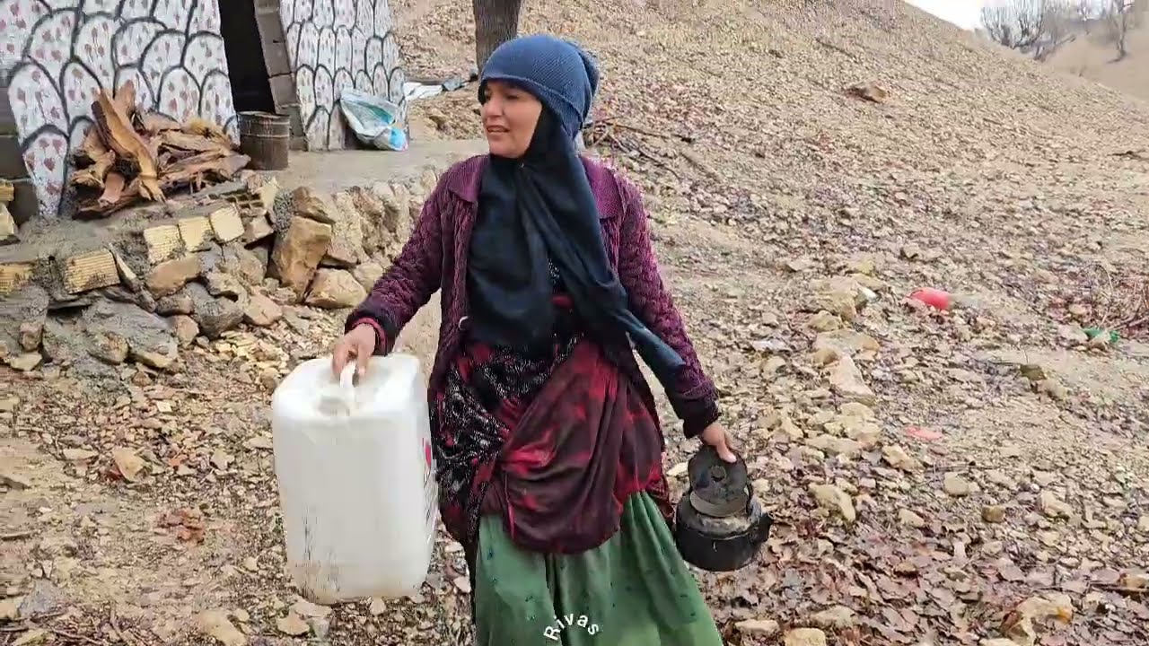 Unyielding in the Midst of War: Mother and Thirst on a Hard Day. A Storm's Journey for Survival