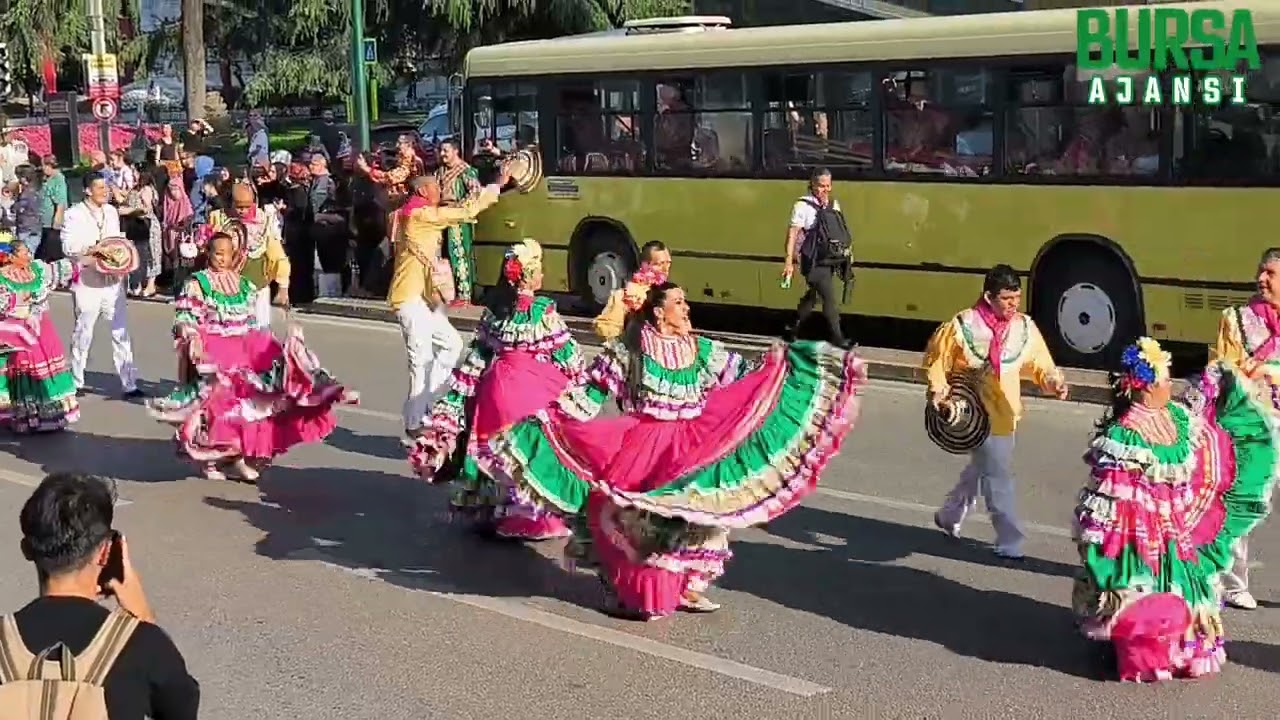 Uluslararası Altın Karagöz Halk Dansları Yarışması