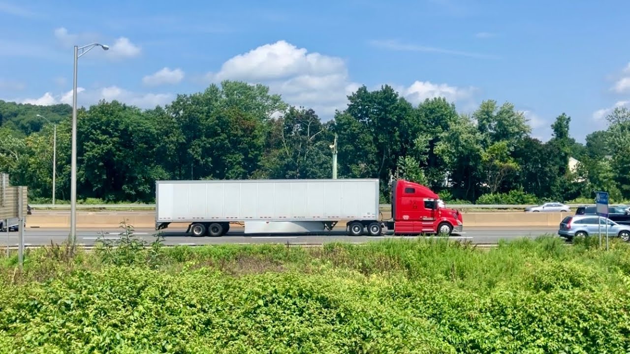 "The Red Truck" Episode. || One hour video of highway noise and Doppler Effect from highway traffic.
