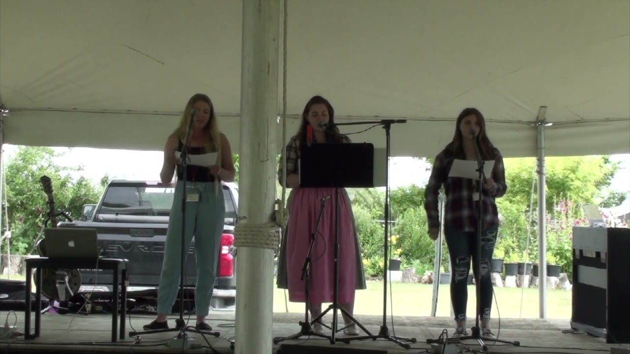 Mahnke Sisters - Boogie Woogie Bugle Boy   (The Puppini Sisters Cover)