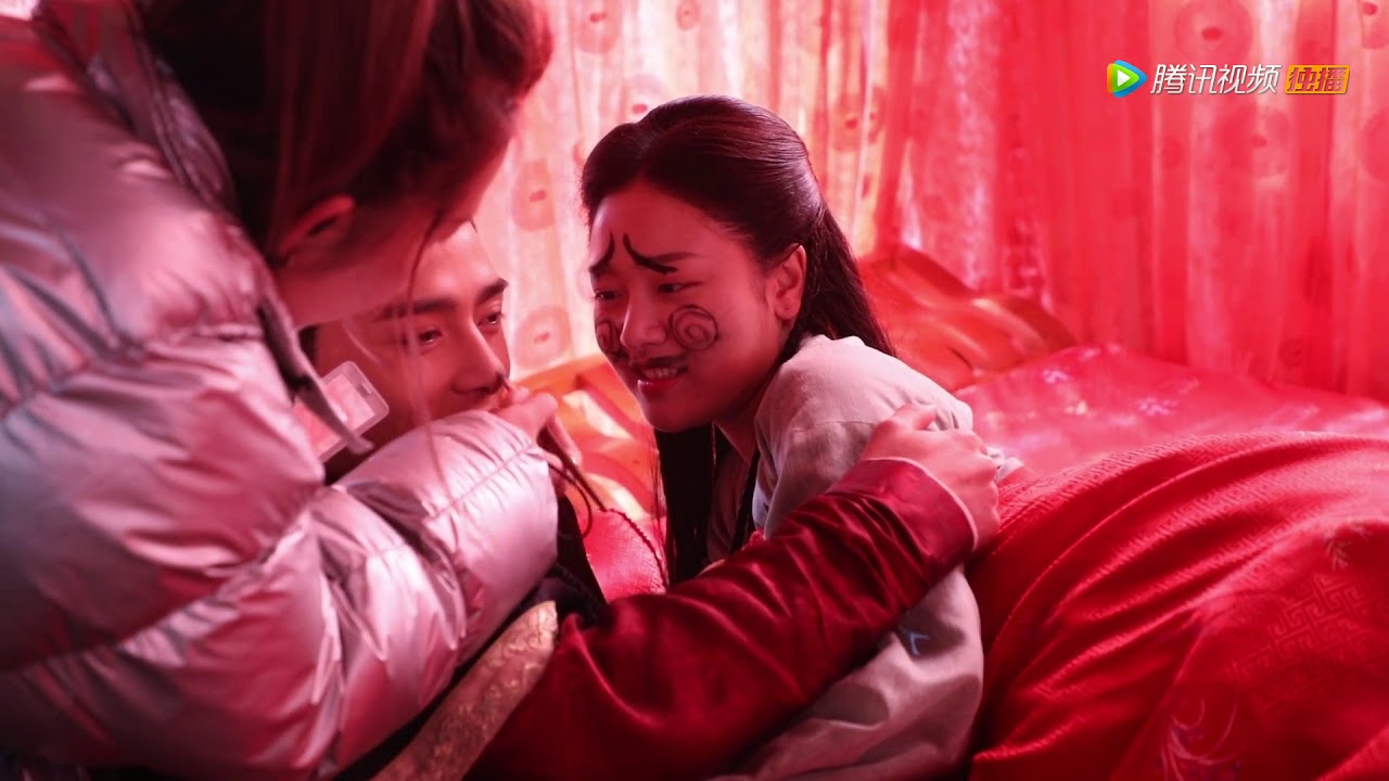 《明月照我心 The Love by Hypnotic》幕后花絮：王爷“画”妆