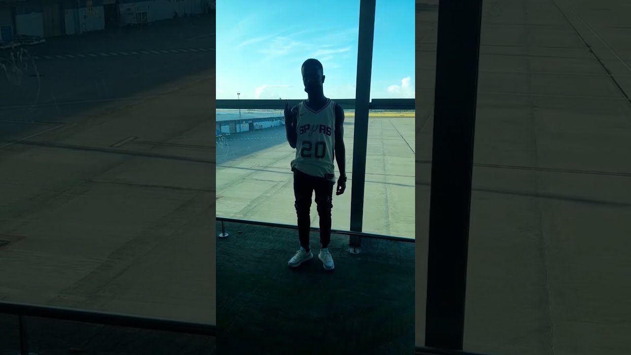 My  first trip to Barbados first vlog  First walking Escalotor first time traveling 🛩🛩