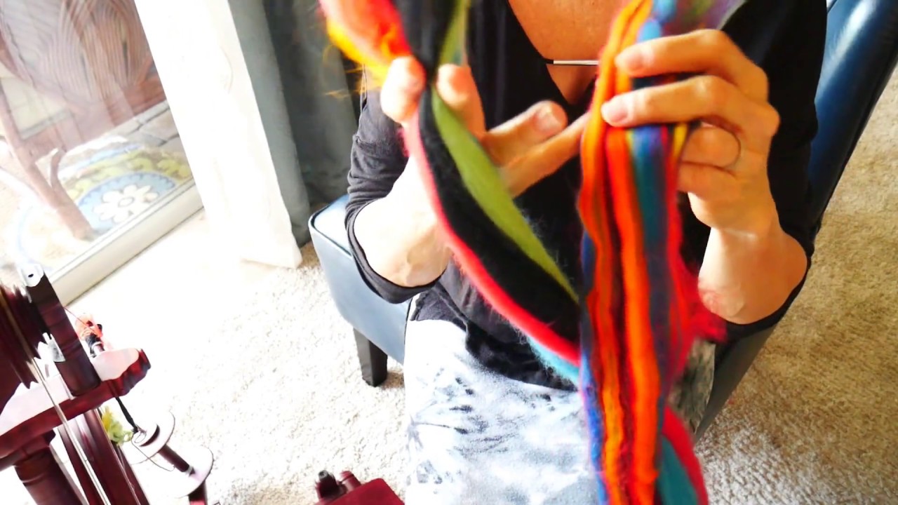 Spinning from the fold with fiber arts instructor Mary Egbert Camaj School of Fiber Arts