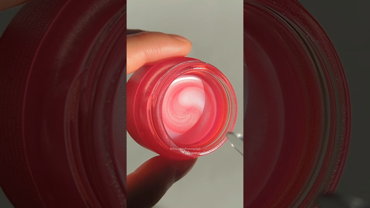 First scoop hesitation 😍 W7 sweet dreams overnight lip mask 🍒 