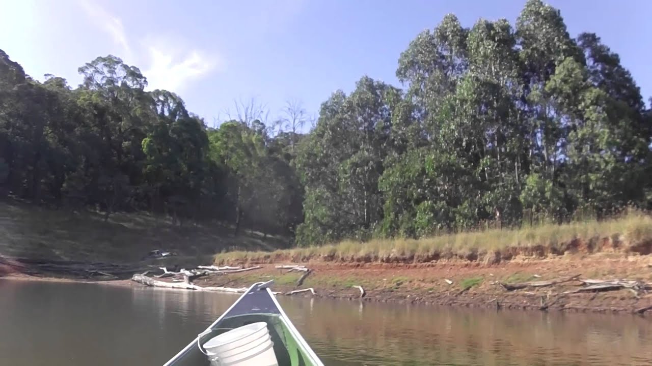 18 foot canoe Rosco with suzuki 2.5hp outboard