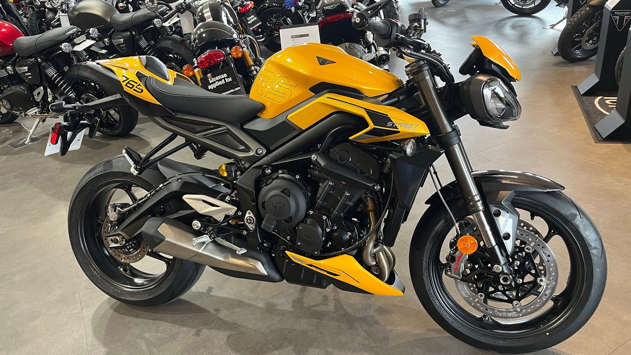 24 Triumph Street Triple 765 RS walk around
