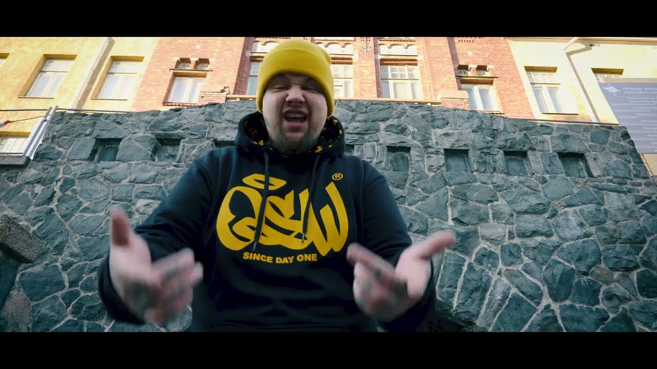 Varottava Esimerkki - Lajinsa Viimesii (Official Video)