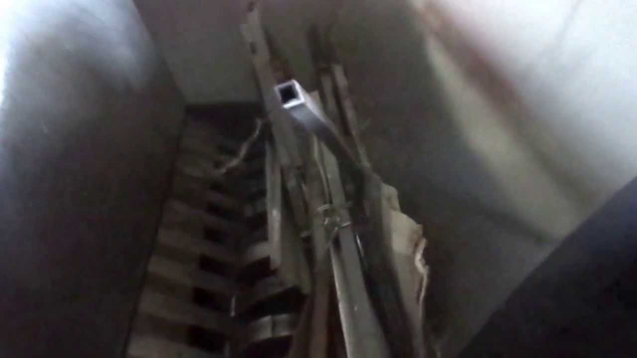 MAH00025 VIDEO OF SCRAP METAL SHEETING BEING SHREDDED EIDAL SHREDDER