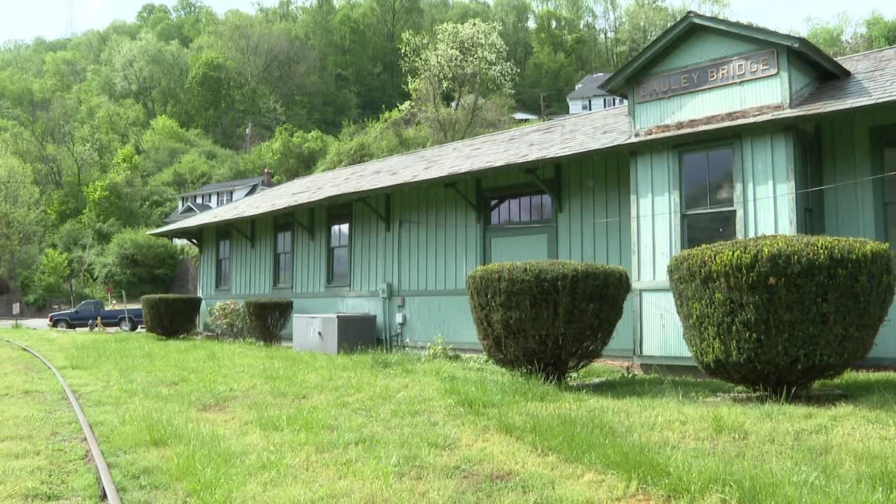 Gauley Bridge converts train station into unique lodging to boost tourism