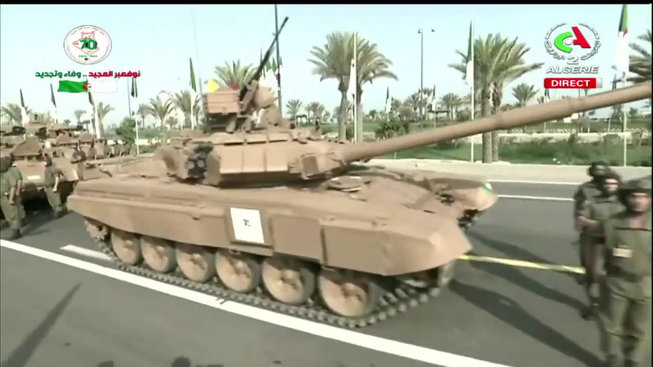cérémonie 01 novembre  parade militaire