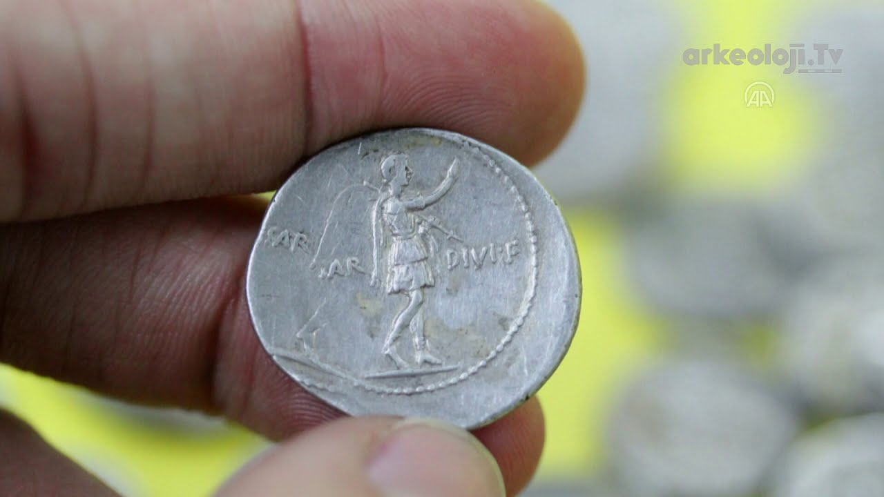 Kütahya'daki Aizanoi Antik Kenti'nde Roma'nın sikke koleksiyonu bulundu