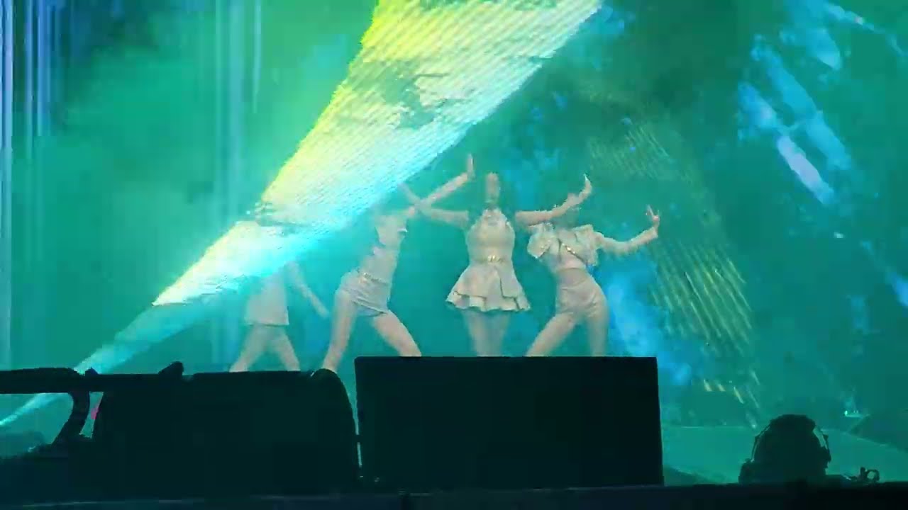 BLACKPINK (블랙핑크) - How You Like That - Chicago - [4K] 20221110