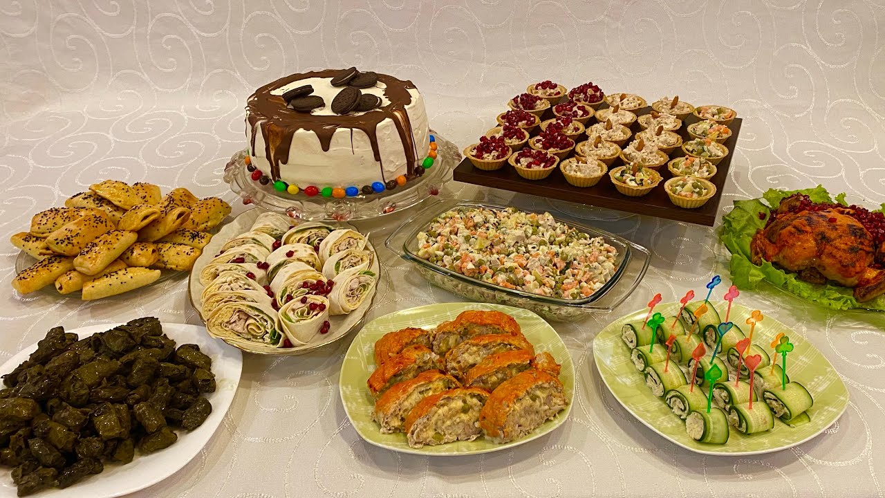 Ad gunlərinə, bayram sufrələrinə yemək menyu Azərbaycan, tort,salat,qəlyanaltı,ət yeməkləri.