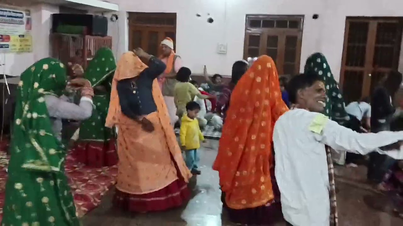 महिलाओं ने किया कमाल का नृत्य।। ढूंढेश्वर धाम बामनवास।।