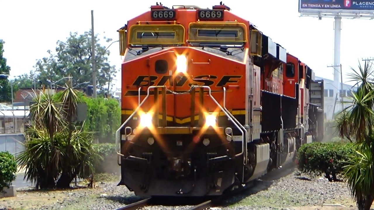 FERROMEX y BNSF: ENCUENTRO de TRENES Granoleros en IRAPUATO! INVASIÓN DE BNSF EN DISTRITO LA BARCA!!