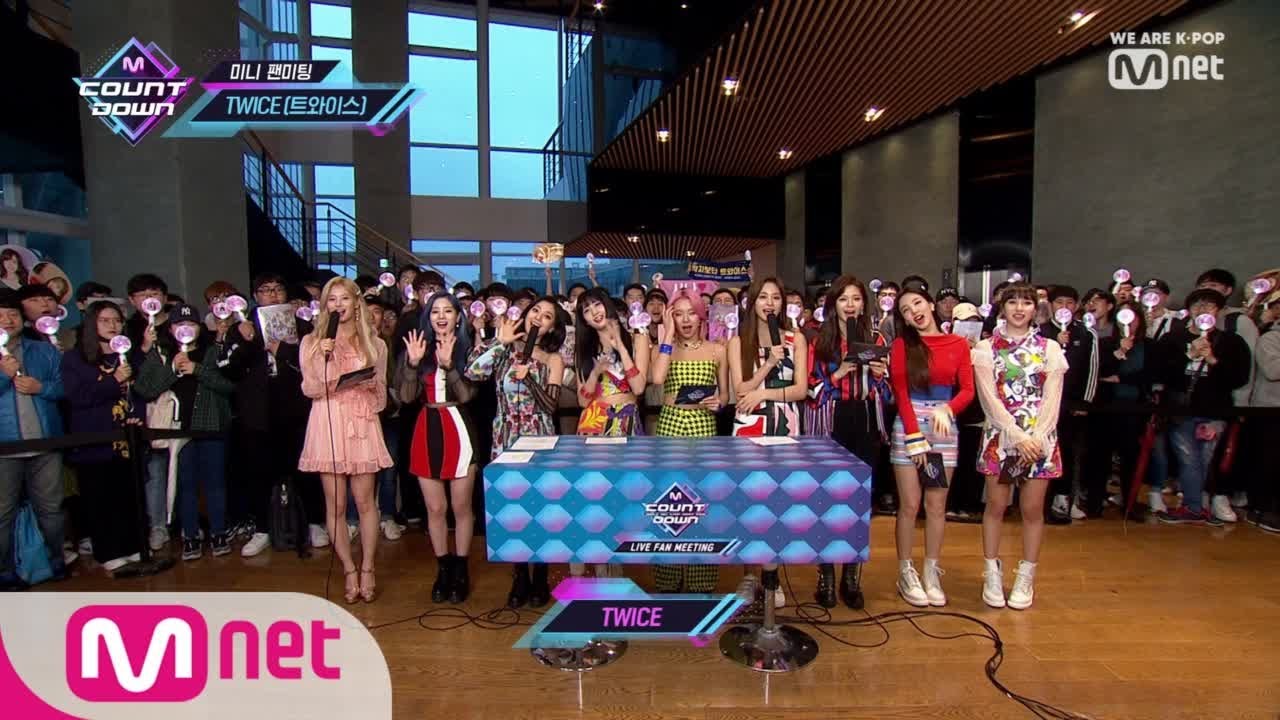 [ENG sub] [Mini Fanmeeting with TWICE] KPOP TV Show | M COUNTDOWN 190425 EP.616