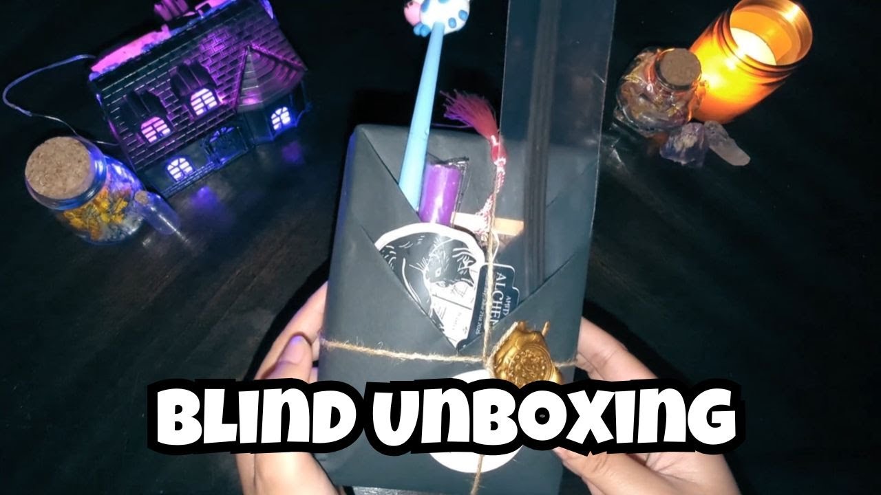 Blind Date with an Oracle Deck (BLIND UNBOXING) 🌙✨ | AGirlAndRealLife