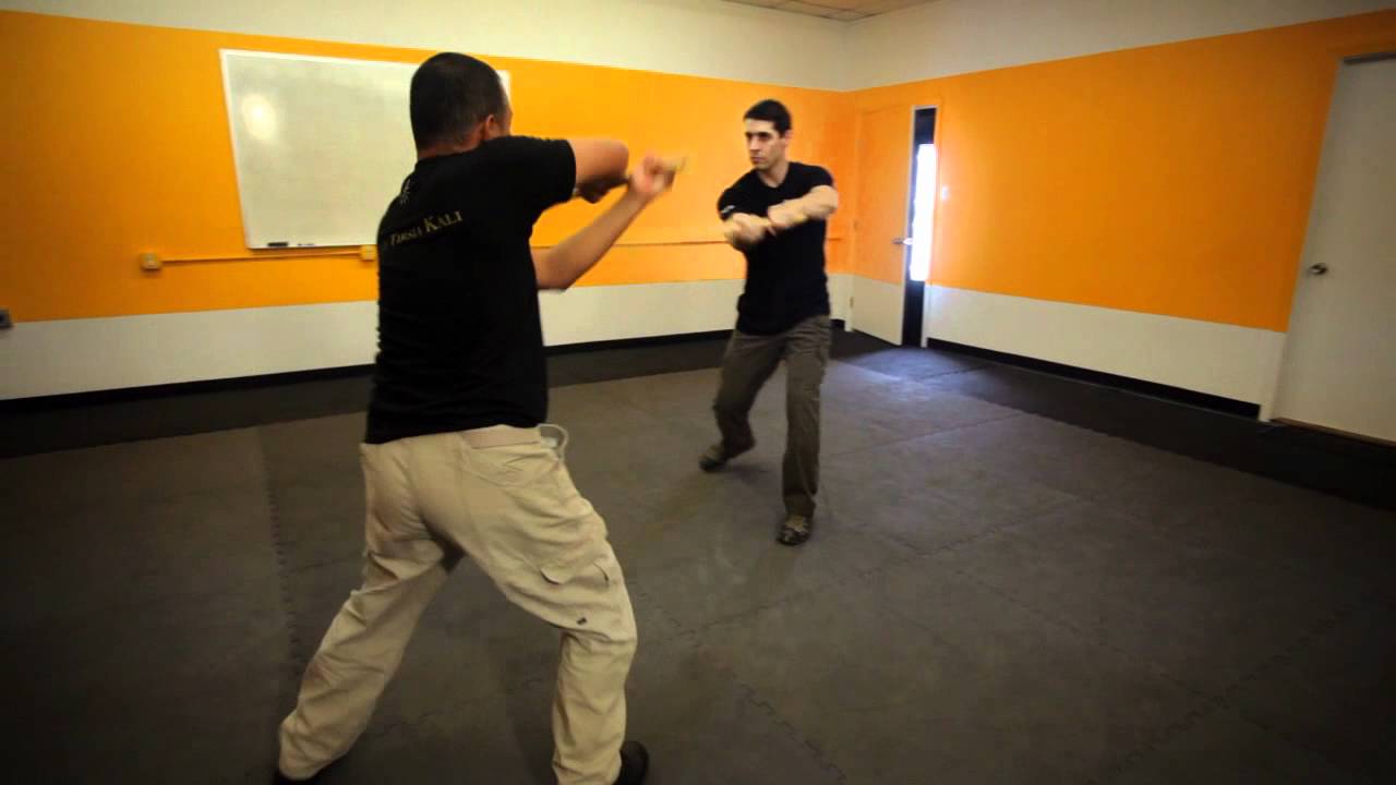 Pekiti Tirsia Kali Demo with Tuhon Rommel and Tuhon Leslie