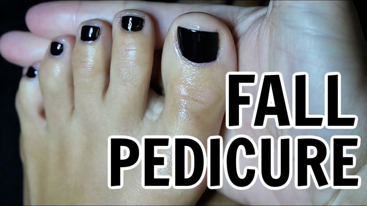 Post-Summer Pedicure // Lincoln Park After Dark