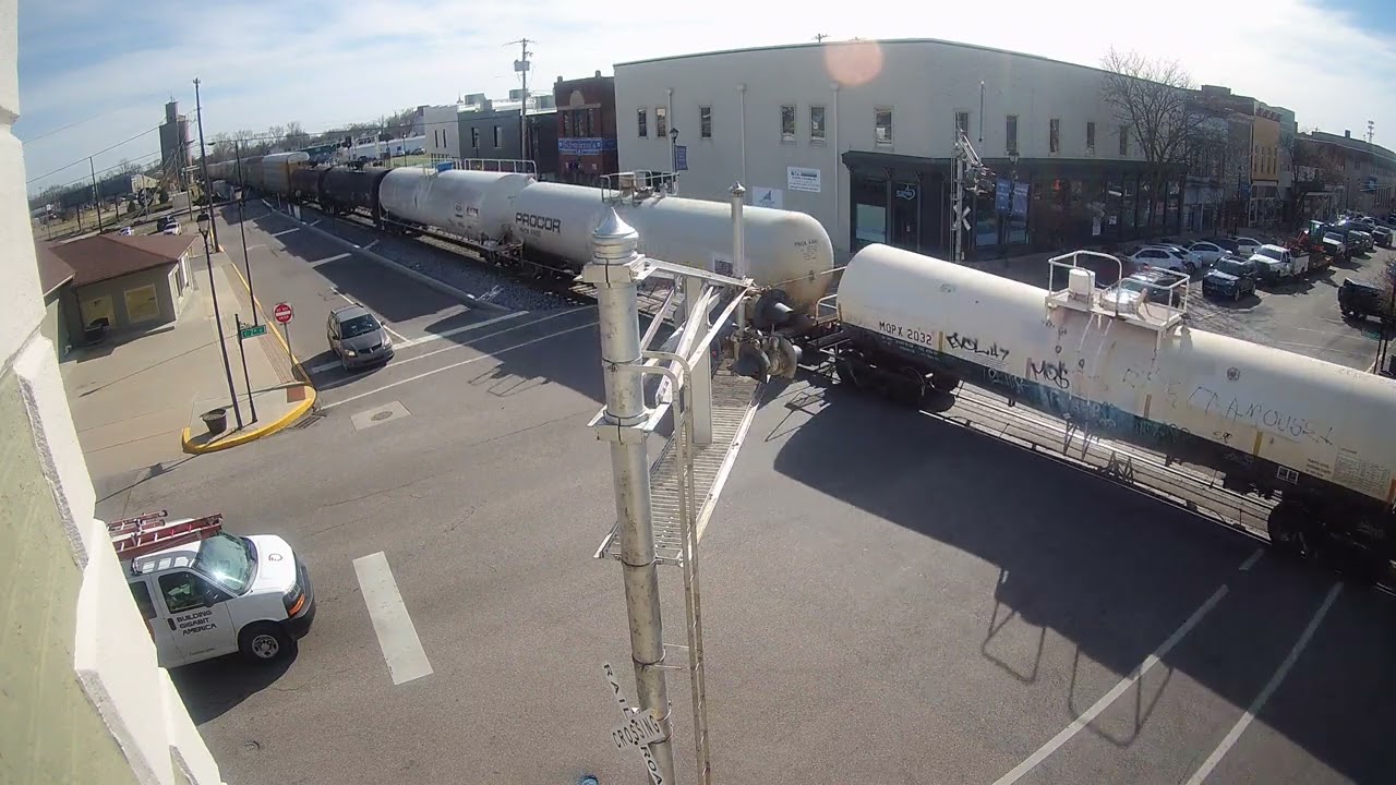 Seymour Trains Cam 2 29 2024, 3 09 20pm EST   2 29 2024, 3 13 50pm EST