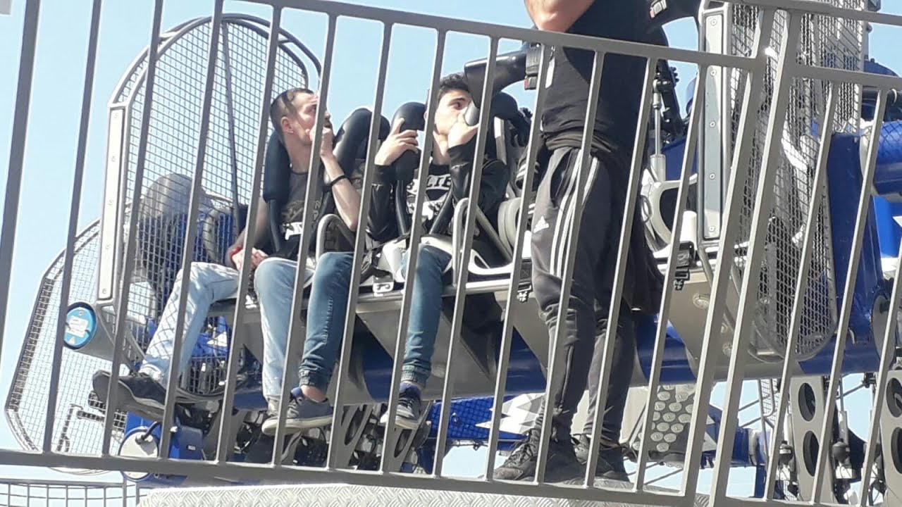 Feira de março 2019 Aveiro, carrossel the king, com o meu irmão mais novo