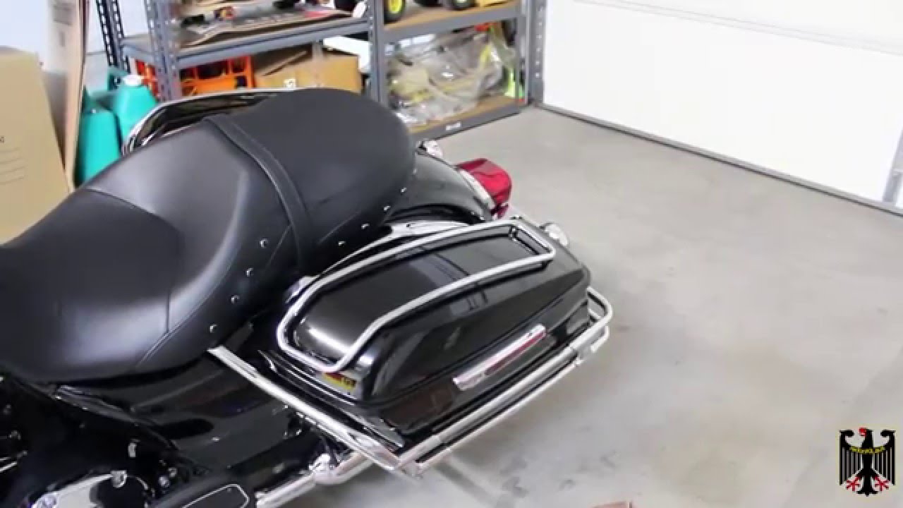Harley-Davidson Road King Guard Rails / Crash Bars Installation