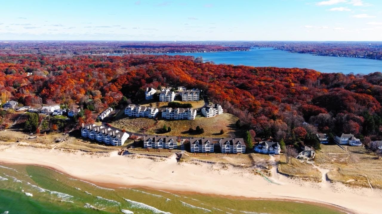 Lake Michigan Condo Tour | 741 Spyglass Hill, Holland, MI | Andrea Crossman Group