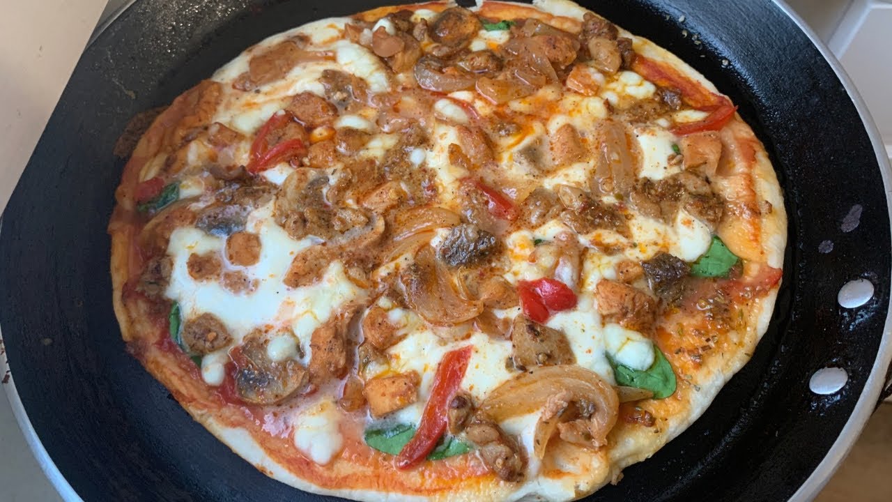 No Oven Chicken Pizza Recipe | Make Instant Cheesy Chicken Pizza on Tawa | Soft Homemade Pizza Dough