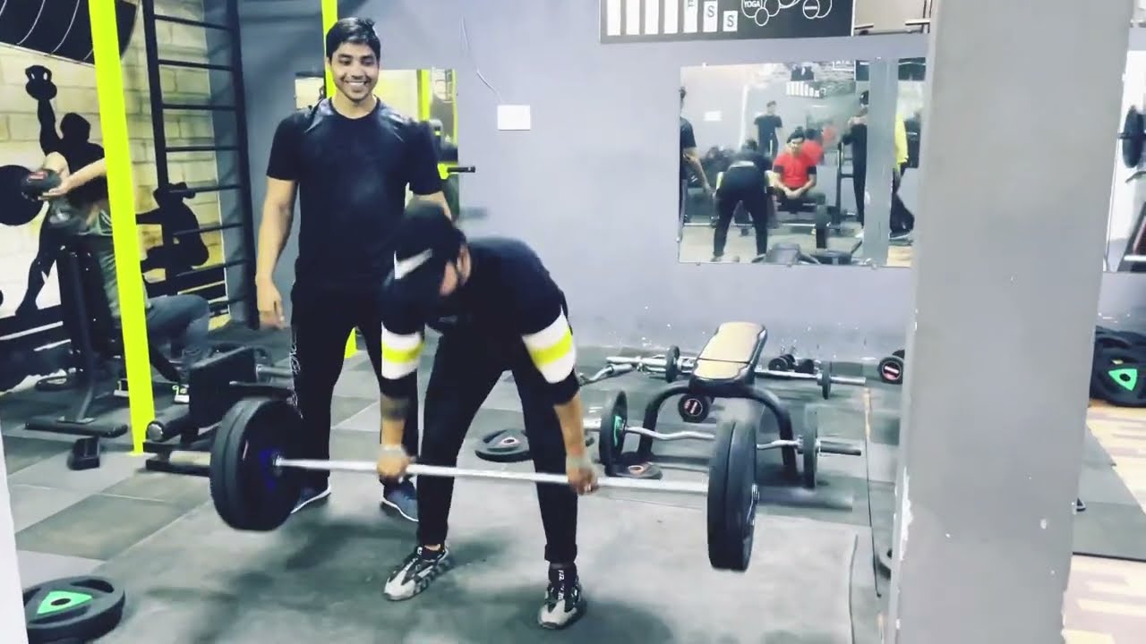 Gym ki masti with friends/full watch #bestfriend #shorts