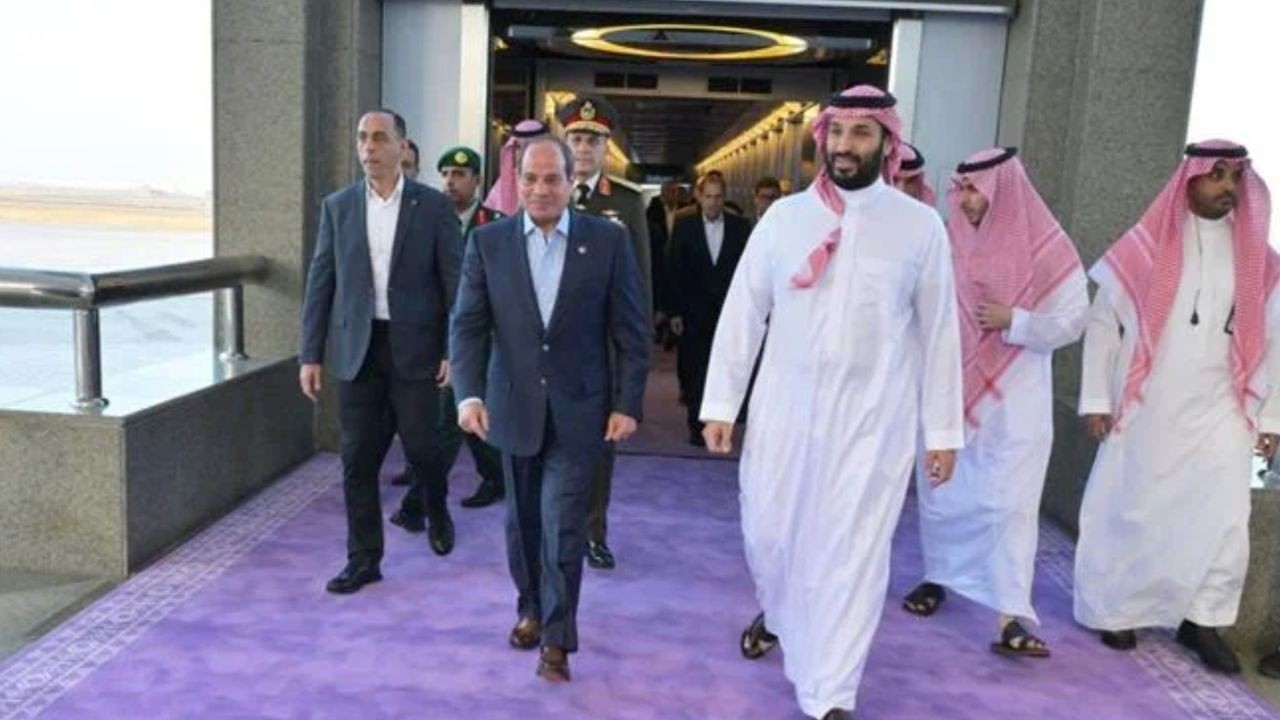 #موقع_الرئاسة || الرئيس عبد الفتاح السيسي يصل إلى المملكة العربية السعودية
