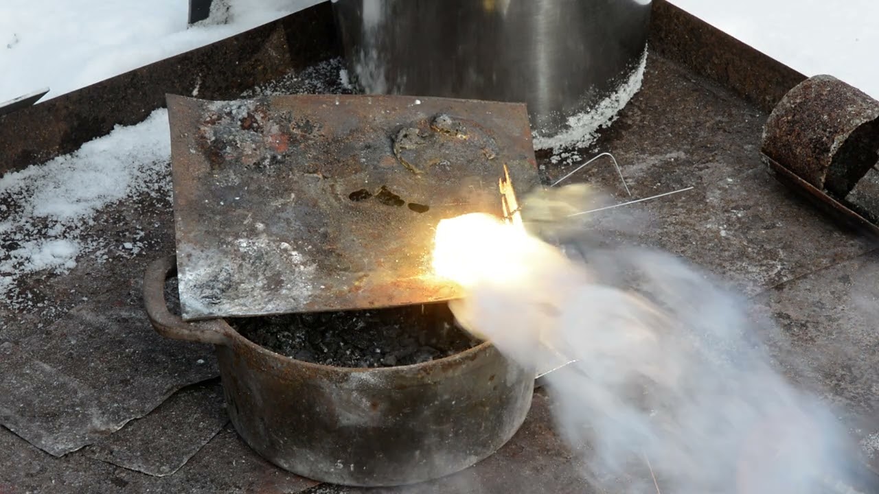 Thermite: Tantalum + molybdenum oxide ( Ta+MoO3 )