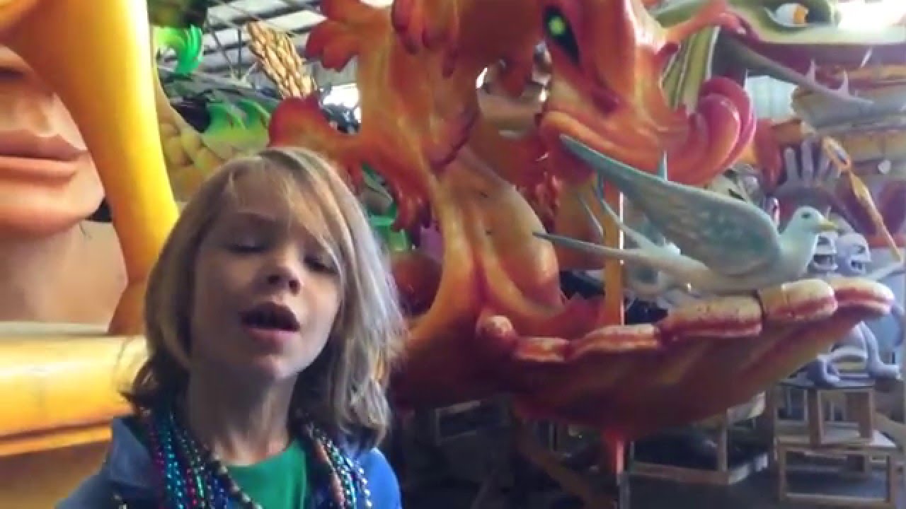 Making the Mardi Gras Floats- New Orleans