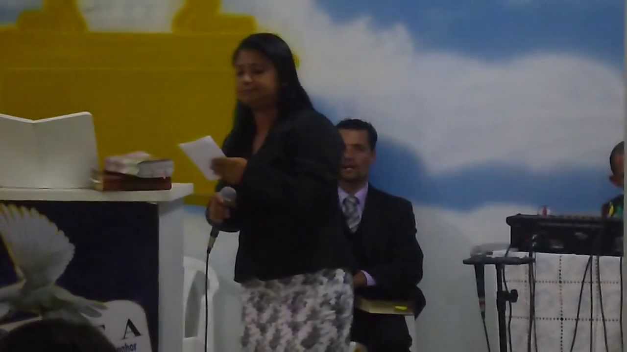 BEATRIZ ANDRADE NA VOZ DA CANTORA  LETICIA SOUSA