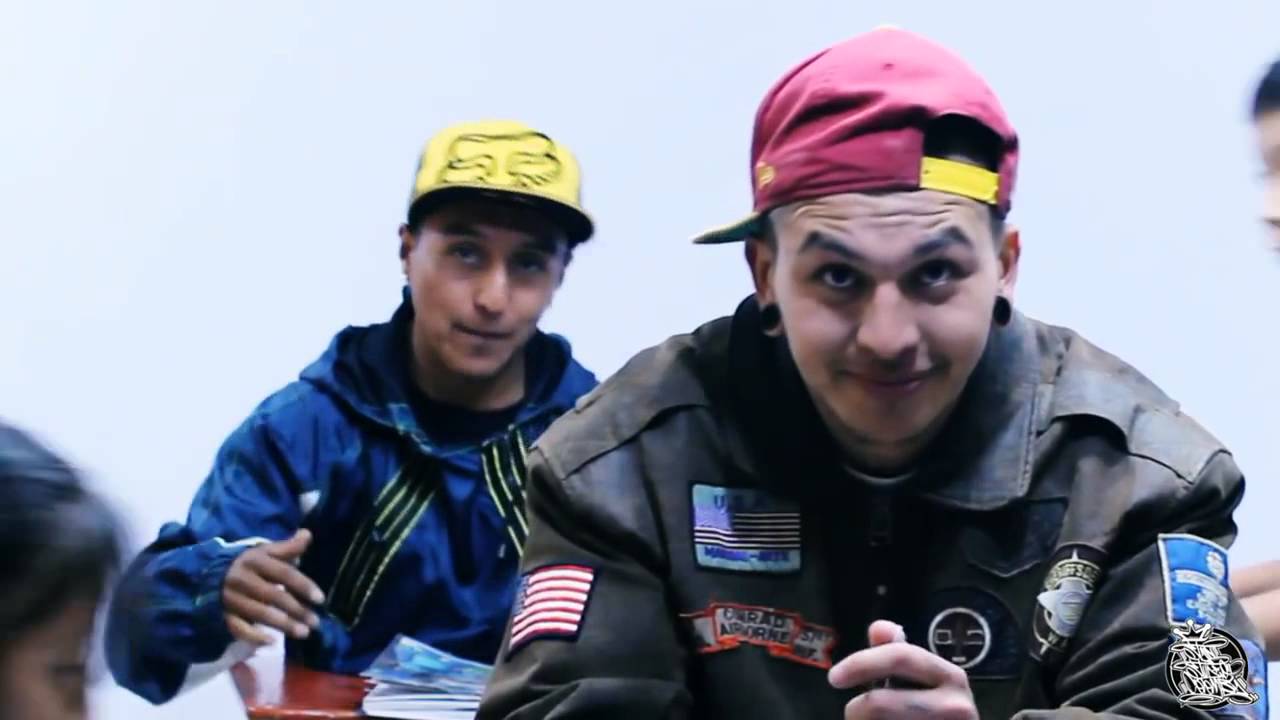 Por ahora te dibujo gran cancion