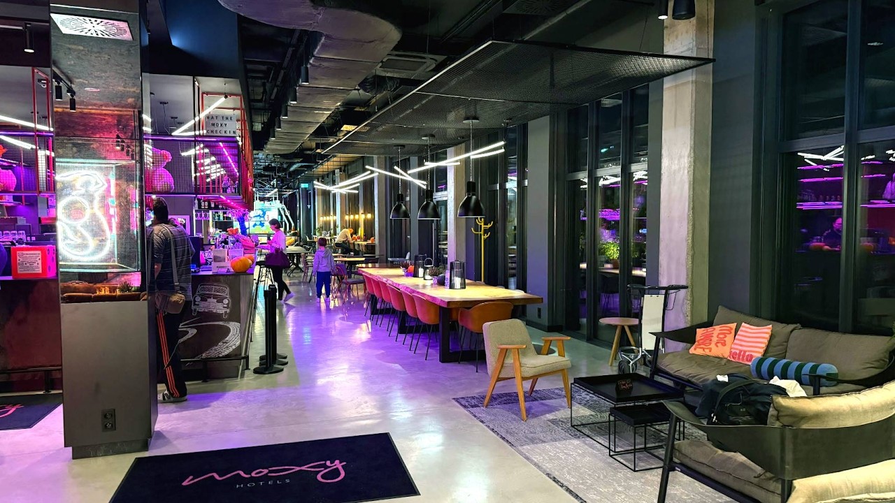 2025/09/14 Poland/Warsaw: Arriving to Warsaw - Moxy Warsaw City - Browary Warszawskie Food Hall