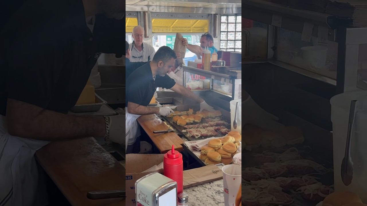 White Manna Hamburgers In New Jersey 🔥🍔 #fyp #foodie #food #burgers #whitemanna #viral #explore