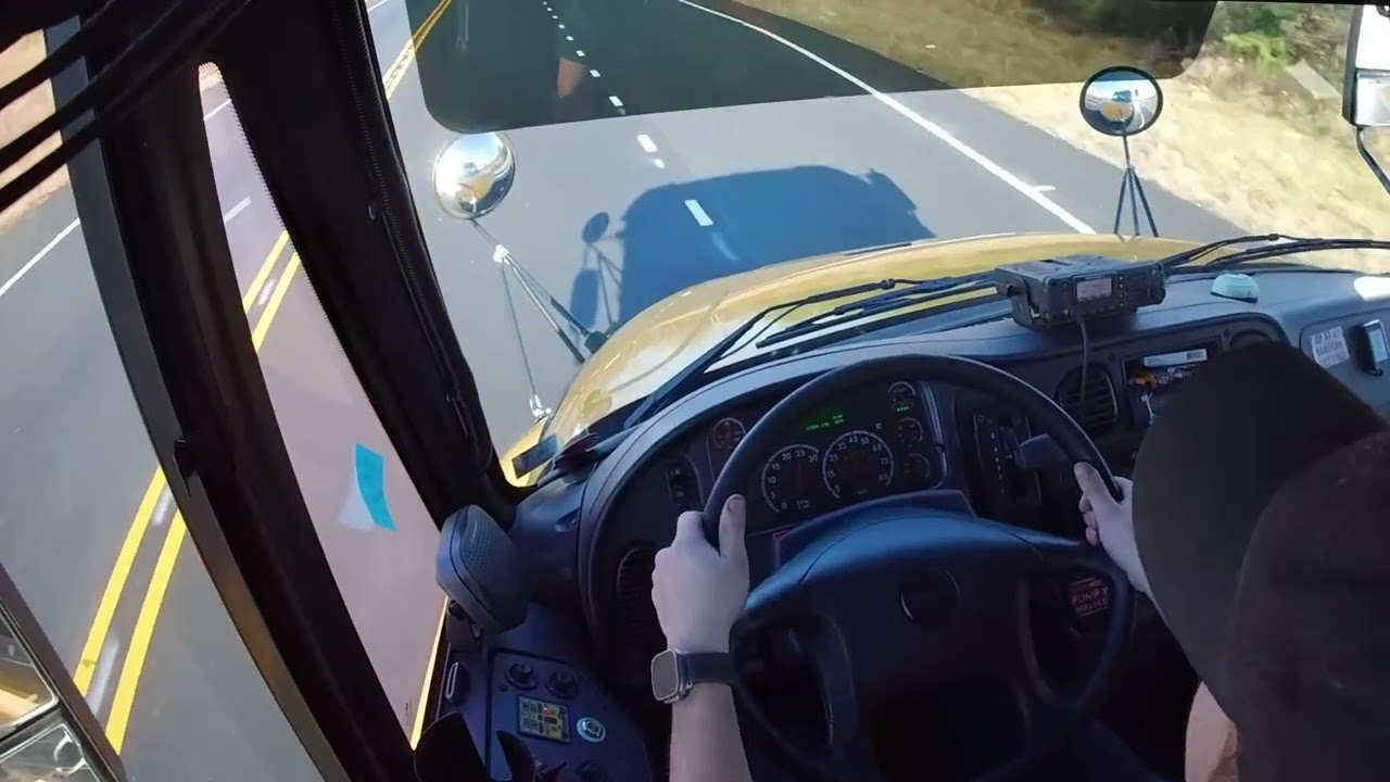 2019 Thomas Saf-T-Liner C2 6.7 w/ engine brake