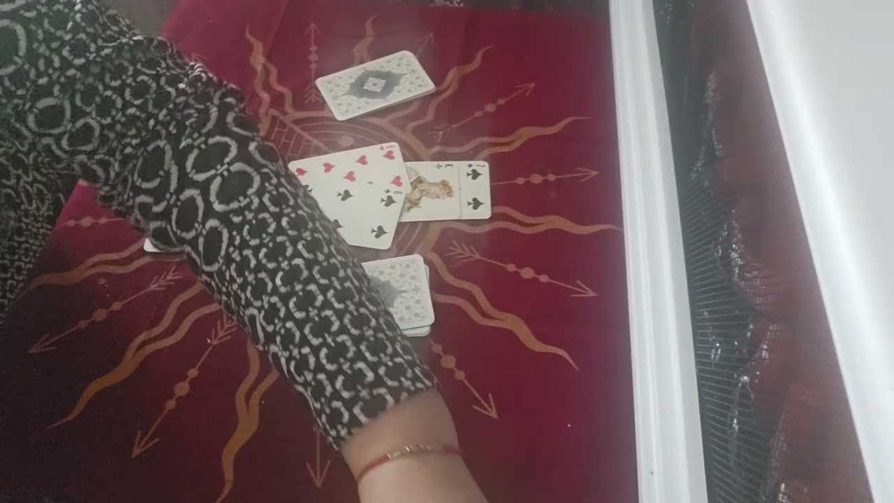 Крестовый король, его планы и намерения #tarot, #гаданиенапару 