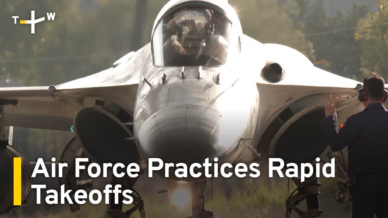 Taiwan's Air Force Practices Rapid Takeoffs ｜TaiwanPlus News