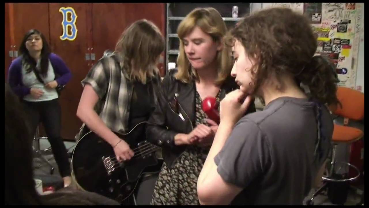 Mika Miko live at UCLAradio.com part 1/3