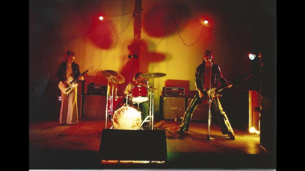 Hurriganes - True Fine Mama (Alternate version)