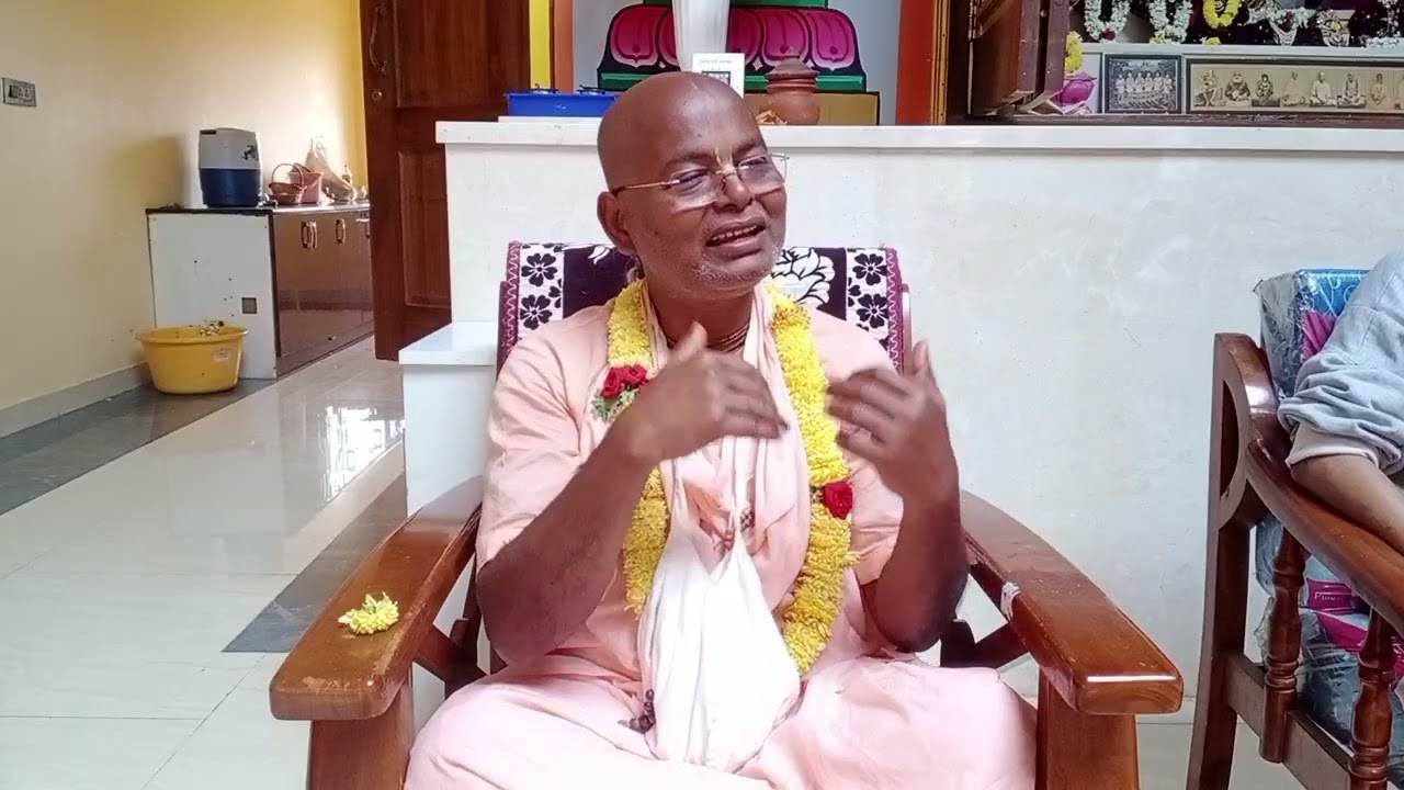 1st Tirobhava Utsav of Sripad BV Muni Maharaj - Glorification