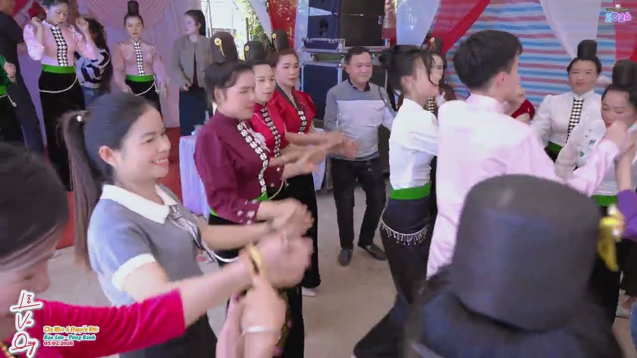Múa xòe mừng Lễ Vu Quy Thu Meo Nguyễn Đức - Bản Lùn Púng Bánh Sơn La