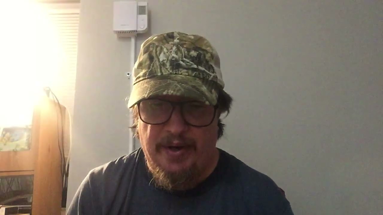 Episode #110 Happy New Year and Some Ollies Packs