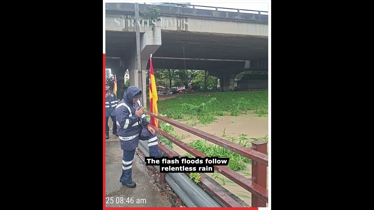 Flash floods halt traffic on NKVE between Shah Alam and Subang Jaya