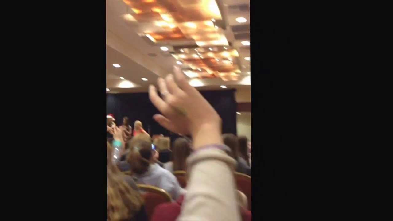 Dancemoms meet and greet Chicago (Chloe Lukasiak Brooke and Paige Hyland)